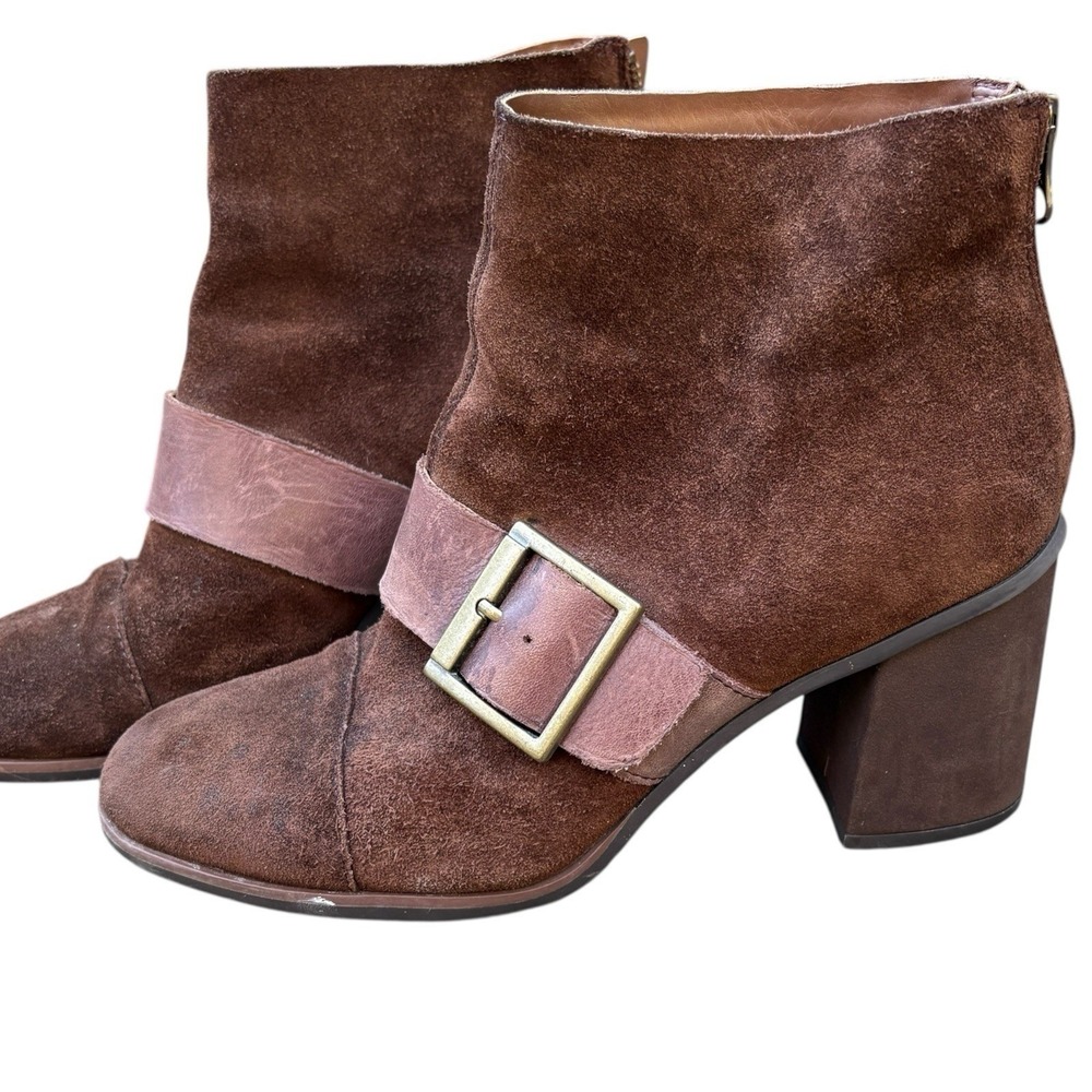 Korks Womens 7.5 Ankle Boots Chocolate Brown Suede Buckle Block Heel Back Zip